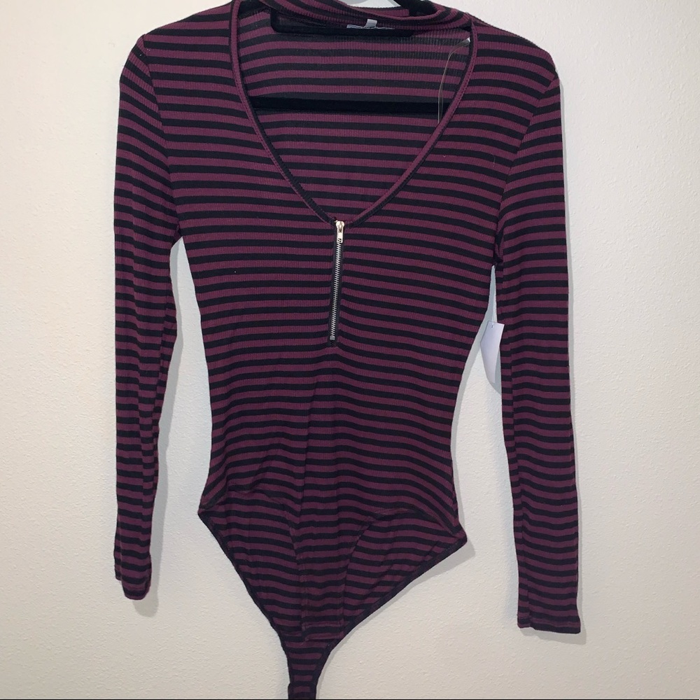🌸3/$20 NWT Stripped bodysuit